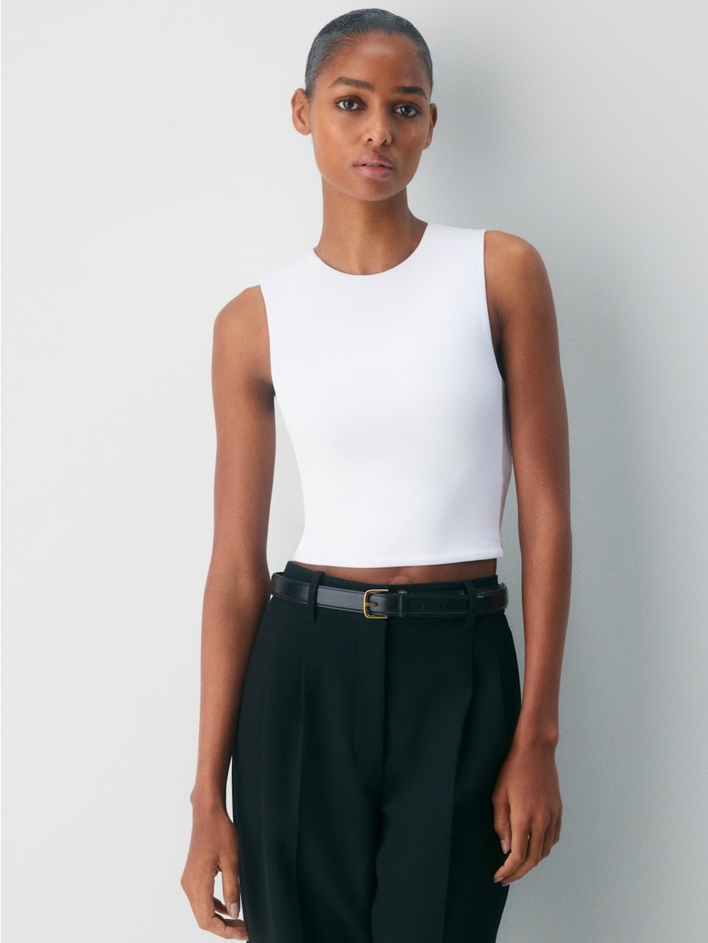 Babaton White Sleeveless Crop Top